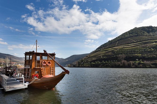 Private Douro Valley Wine Tour: 2 Wine Estates, Lunch and Cruise - Pricing and Value at About $278, What You Get for the Money