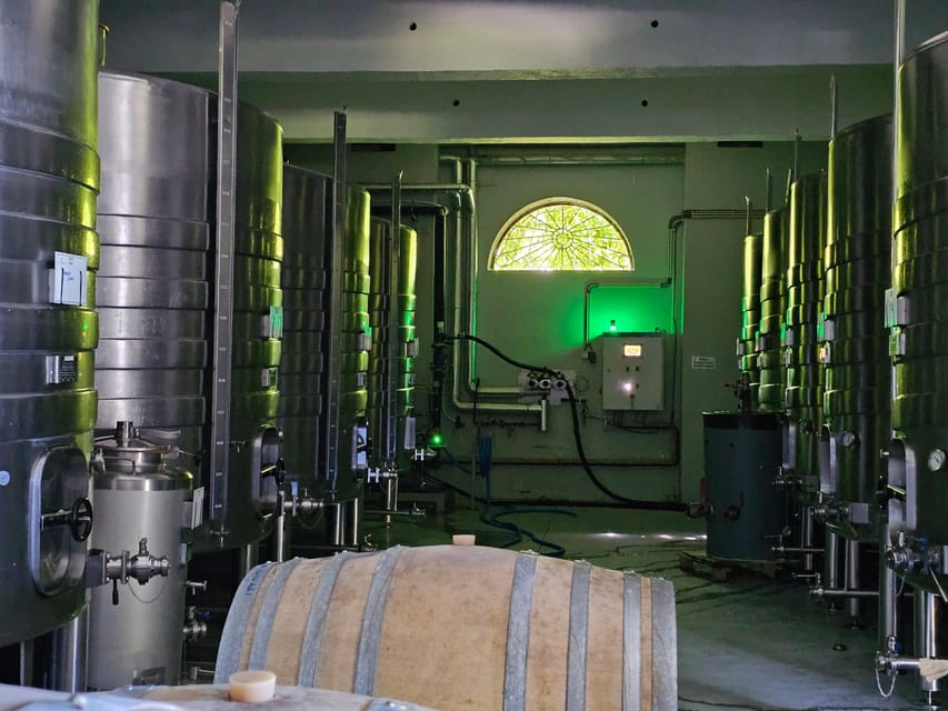 Private Sommelier Tour (Verde e Douro): 3 Wineries and Lunch - Douro Valley Viewpoints and the Train Station Tile Moment