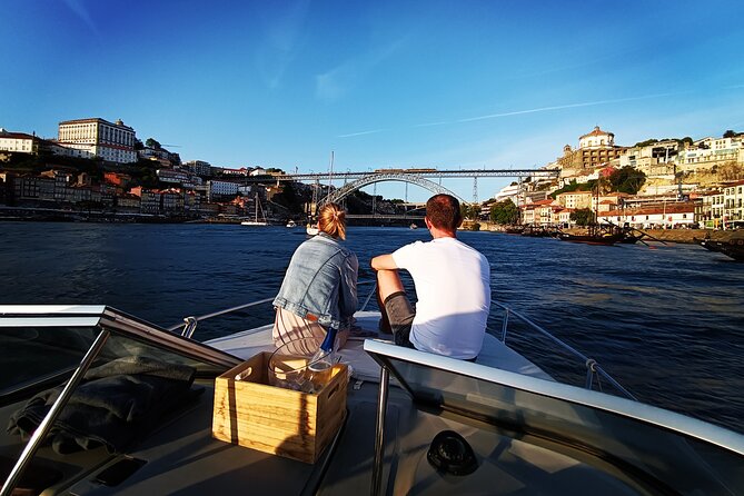 Private Tour 6 Bridges and Douro 2h opt. sunset, group price up to 6px - Ponte do Freixo and Palácio do Freixo: the upstream finish