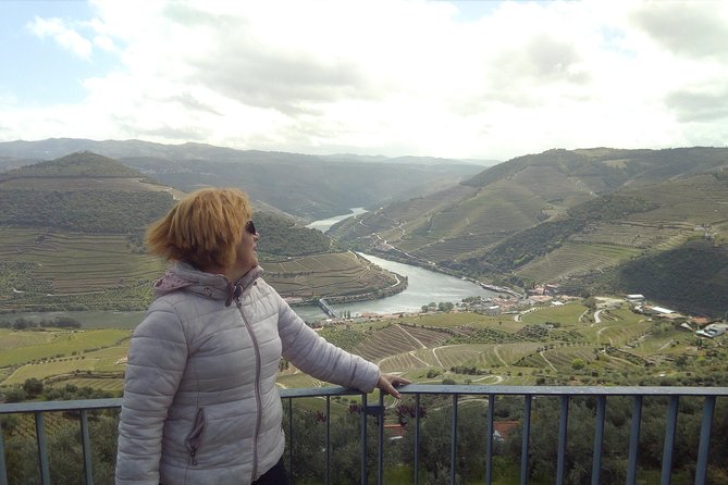 Private Tour in Douro Valley Wine Region & Traditional Lunch - Traditional Lunch With Douro Pairings: A Real Meal, Not Just Fuel