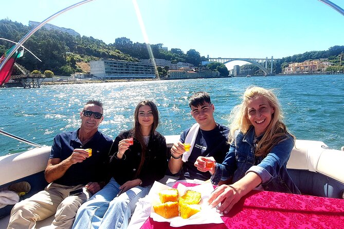 Private Tour in Douro, with tasting,on a Yacht for up to 5 People - Key highlights to know before you go