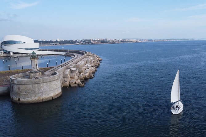 Sailing boat trip on the coast of Porto and on the river Douro - The Atlantic leg along Matosinhos: a different way to see the coast