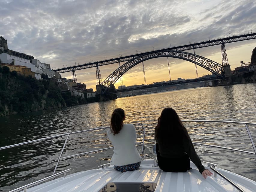 Six bridges yacht cruise on the Douro River in Porto - Why this Six Bridges yacht cruise is one of the best Porto shortcuts