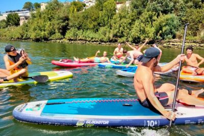 Stand Up Paddle discovering desert beaches of Douro River – Pick Up included