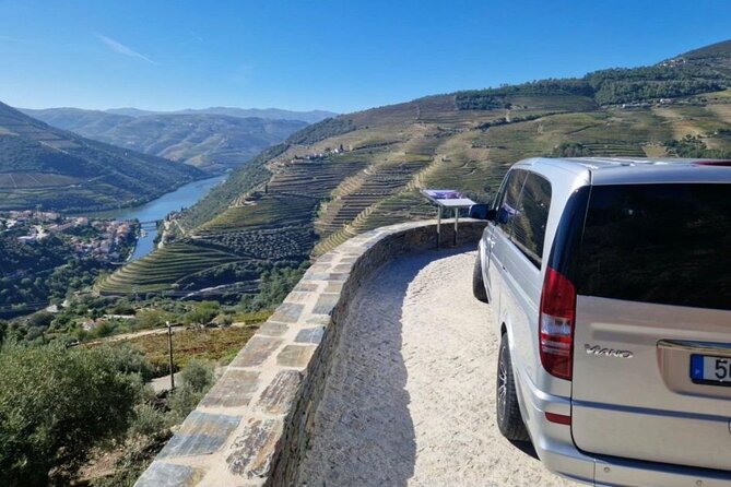 VALE DOURO, Premium Wine Tour, Wine Lunch, Private Boat - The farm lunch and cellar visit, food that does not feel generic