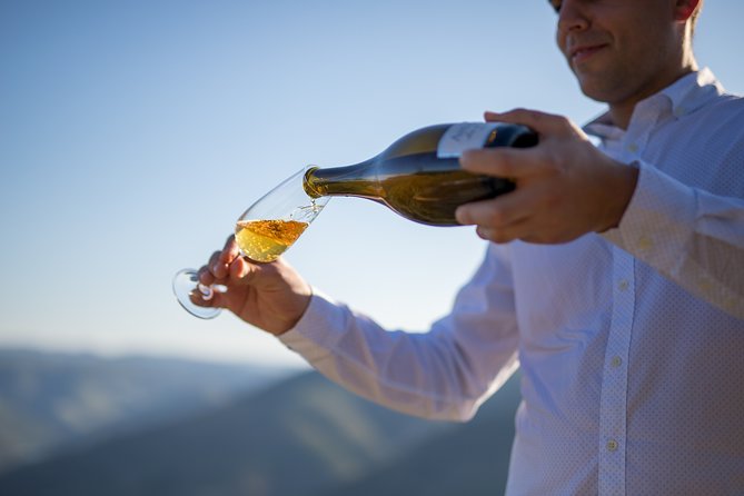 Wine experience with a sommelier - Lamego as the easy kickoff for your Douro wine day